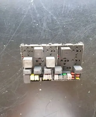 Ford S-MAX Fuse module 402002212