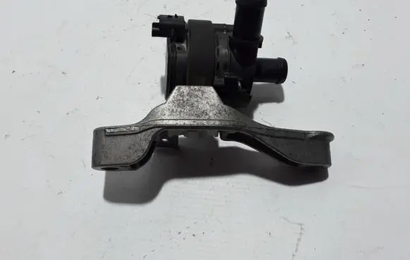 Renault Kadjar Electric auxiliary coolant/water pump 144B06803R