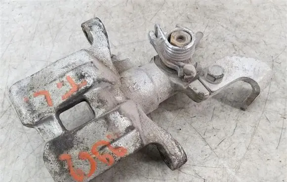 Mazda 6 Rear brake caliper