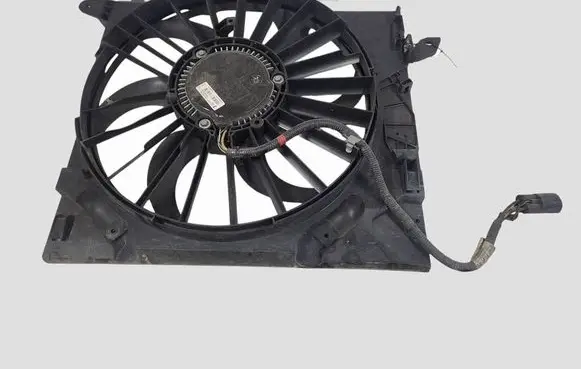 Jaguar XF X250 Electric radiator cooling fan 8X2319E839CC 8X238C607BA