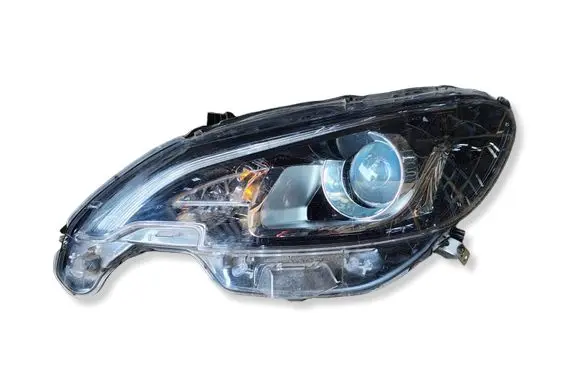 Peugeot 108 Headlight/headlamp 90026268 811500H150 1127411275