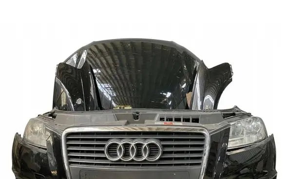 Audi A3 S3 8P Front piece kit 8P0807105