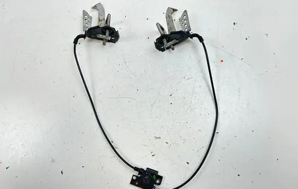 BMW M5 Engine bonnet/hood lock/catch 7183765