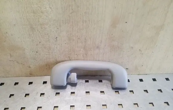 Opel Zafira C Rear interior roof grab handle