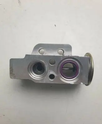 Air conditioning (A/C) expansion valve