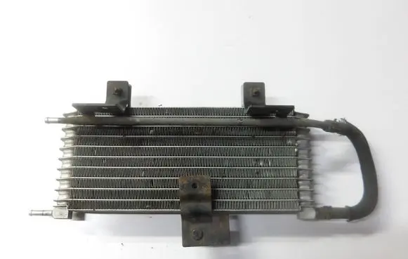 Nissan Qashqai Engine oil radiator 