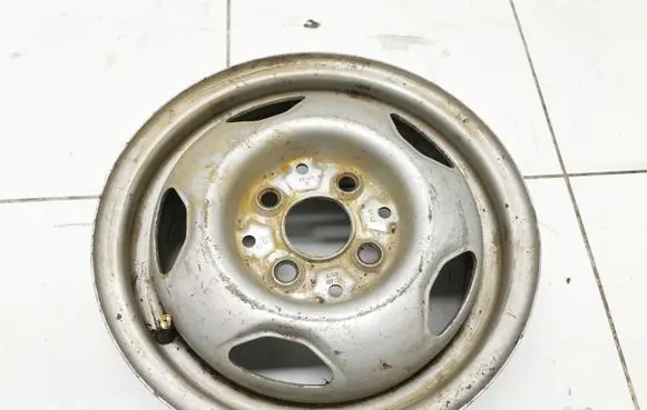 Volkswagen Golf I R13 steel rim 867601025B 4X100