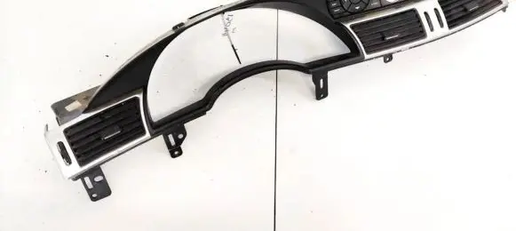 Chrysler Pacifica Dashboard trim