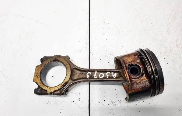 Lancia Lybra Piston with connecting rod