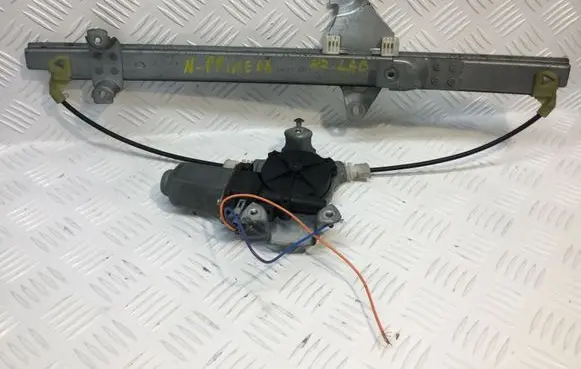 Nissan Primera Rear door window regulator with motor 400600