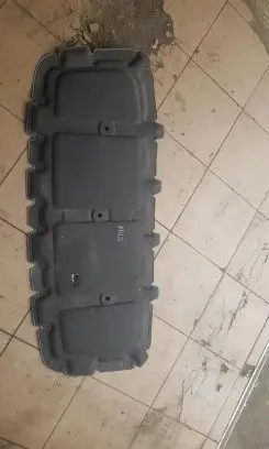 Engine bonnet/hood sound/heat insulation