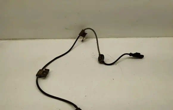 Subaru Legacy ABS brake wheel speed sensor 27540AG000