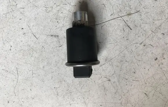 Air conditioning (A/C) pressure sensor
