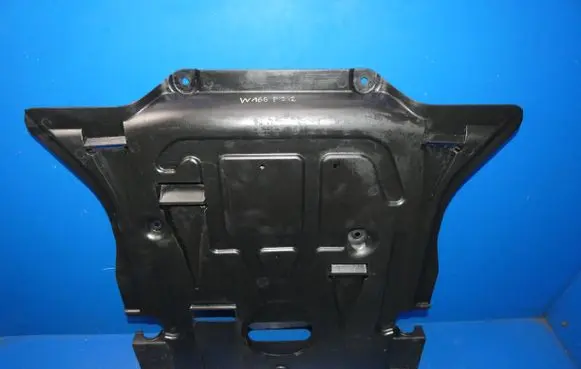 Mercedes-Benz ML AMG W166 Engine splash shield/under tray