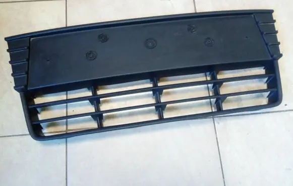 Ford Focus Front grill BM5117K945A NE67278