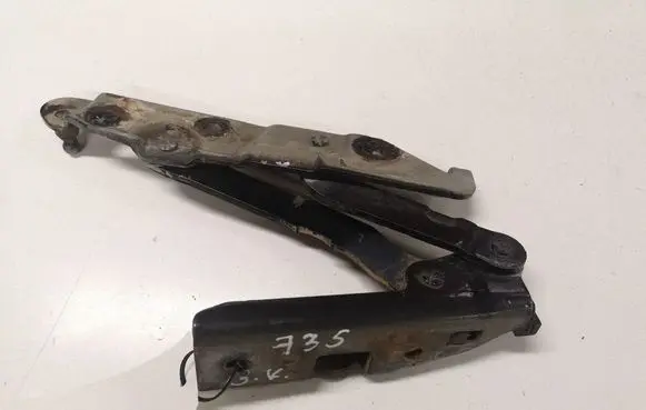 Nissan Primera Tailgate/trunk/boot hinge