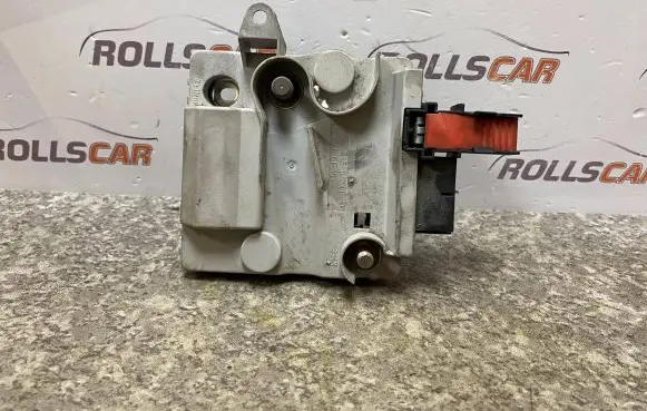 Mercedes-Benz S W220 Fuse box set 2205460541