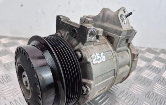 Mercedes-Benz E W212 Air conditioning (A/C) compressor (pump) A0008307800 Z0006615J 3104076990