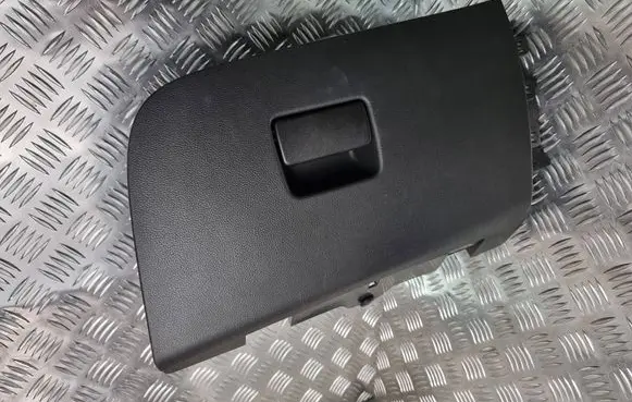 Opel Astra K Glove box 39046539