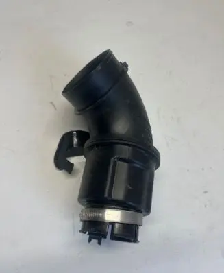 Intercooler hose/pipe