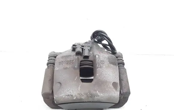 Mercedes-Benz C W204 Front brake caliper