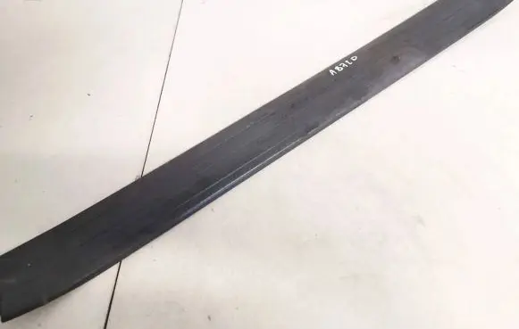 Toyota Land Cruiser (J100) Front sill trim cover 6791360080 67913-60080
