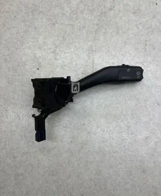 Volkswagen Touran I Wiper control stalk ANP80H024A 4CC0056C