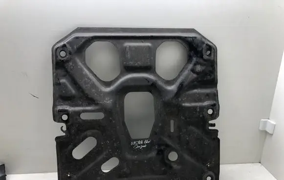 Mazda 3 III Other under body part 