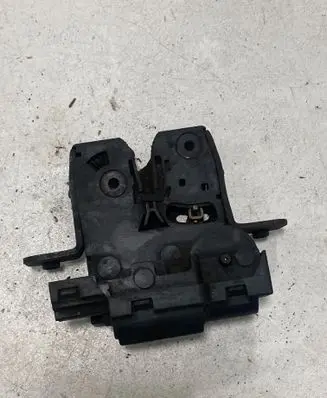 Tailgate/trunk/boot lock/catch/latch