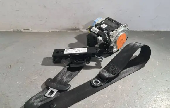 Audi Q5 SQ5 Rear seatbelt 3G0857737DE