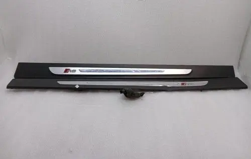 Audi R8 4S Front door trim (molding) 4S0853371A