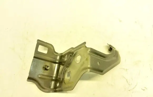 Mercedes-Benz GLA H247 Fender mounting bracket A2478807901JLK01