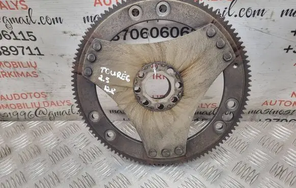 Volkswagen Touareg I Flywheel 070105323A