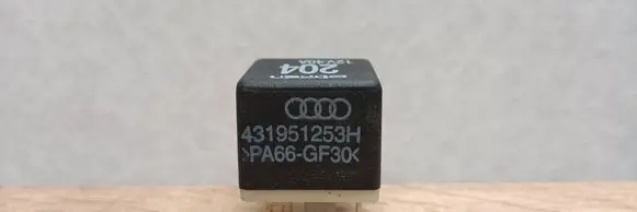 Audi A6 S6 C5 4B Other relay 431951253H PA66GF30
