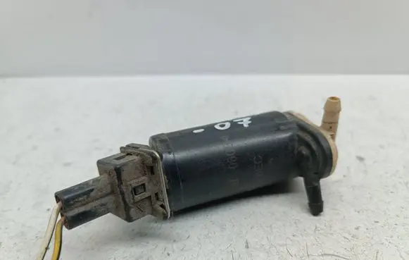 Ford Fiesta Windscreen/windshield washer pump 06084