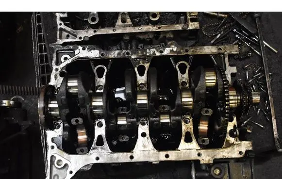 Honda FR-V Engine block N22A1