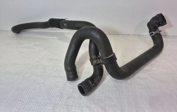 Volkswagen PASSAT B7 Coolant pipe/hose 3AA121156D 129381 VAC129381