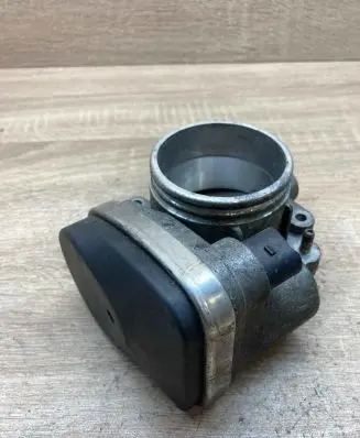 BMW 5 E60 E61 Throttle valve 7502444 408238425 004