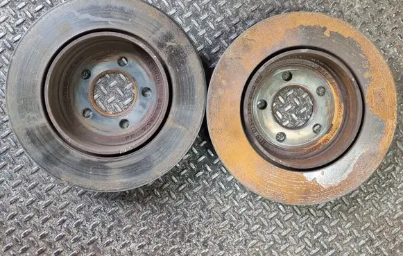 Dodge Challenger Rear brake disc