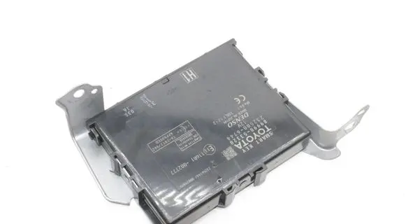 Lexus IS III XE30 Keyless (KESSY) go control unit/module 2325006744 8999053320