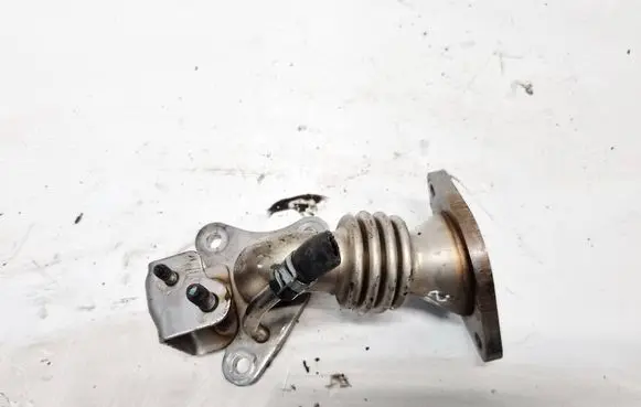 Mazda 6 EGR valve line/pipe/hose 