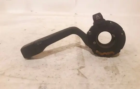 Volkswagen Golf III Indicator stalk 0C88S97