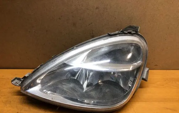 Mercedes-Benz A W168 Headlight/headlamp A1688201761