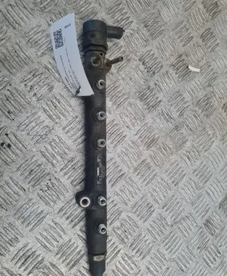 Toyota Yaris Fuel main line pipe 0445214032