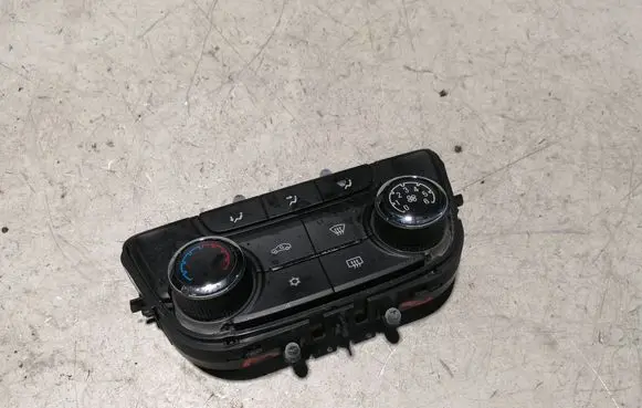 Buick Encore I Climate control unit 39081561