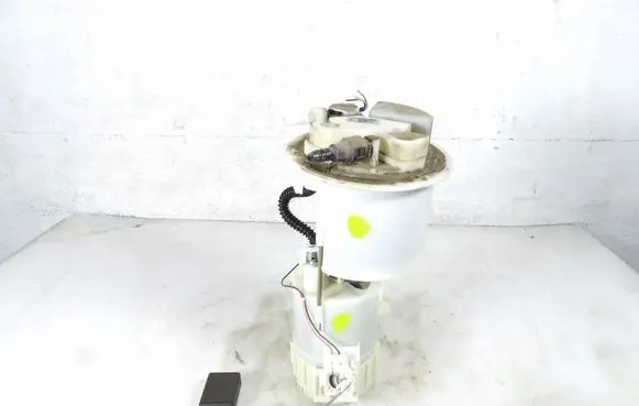 Peugeot 107 In-tank fuel pump 77020-0H010