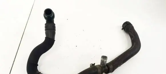 Mercedes-Benz C W203 Engine coolant pipe/hose