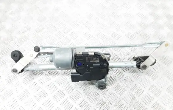 Seat Leon (5F) Front wiper linkage and motor 5F1955119A 5F1955023B