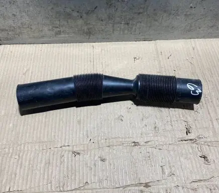 Mercedes-Benz E W124 Air intake duct part 6010940382