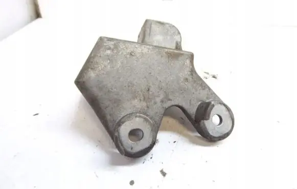 Opel Meriva B Gearbox mount 55563698